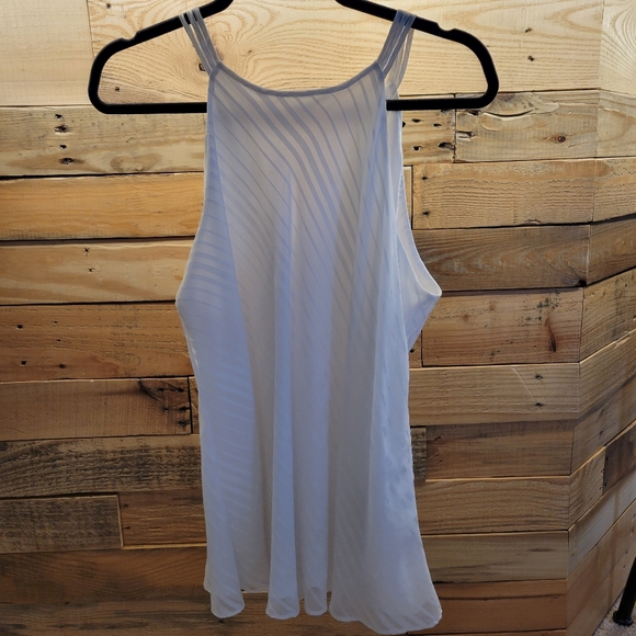 Tank top - Picture 2 of 7